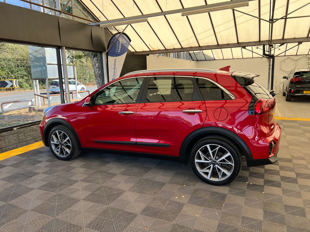 Kia Niro Suv RK71PLO Red #4