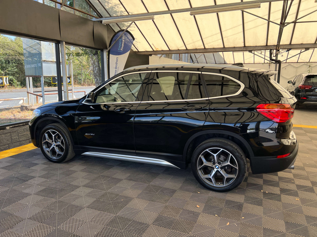 BMW X1 Suv NL67WNW Black #4
