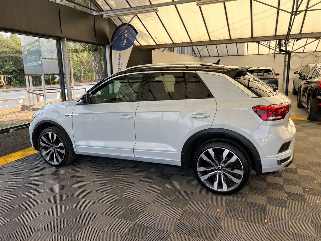 Volkswagen T-Roc Suv HG70KVO Silver #4