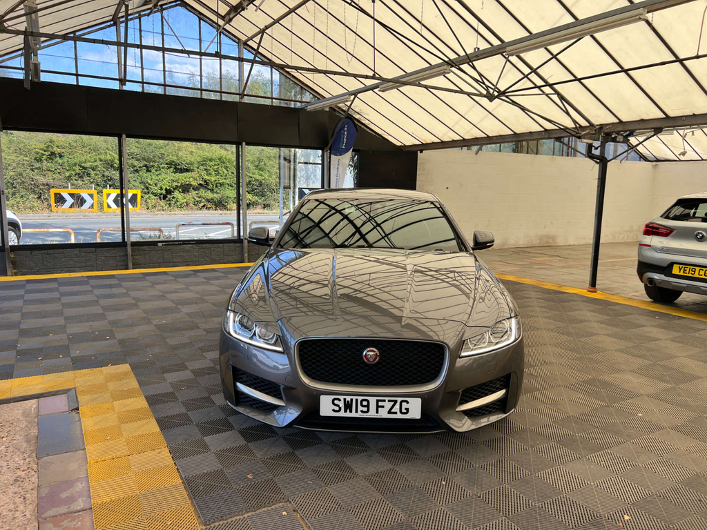 Jaguar XF Xf R-sport D Grey #2