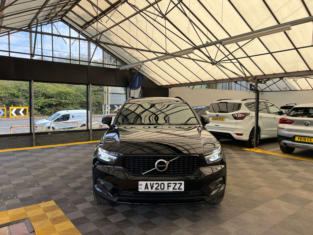 Volvo XC40 Xc40 R-design T3 AV20FZZ Black #2