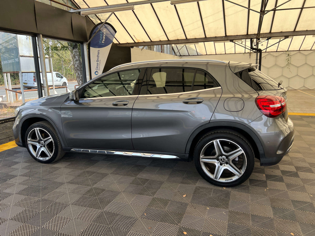 Mercedes-Benz GLA Class Suv KT69OMS Grey #2