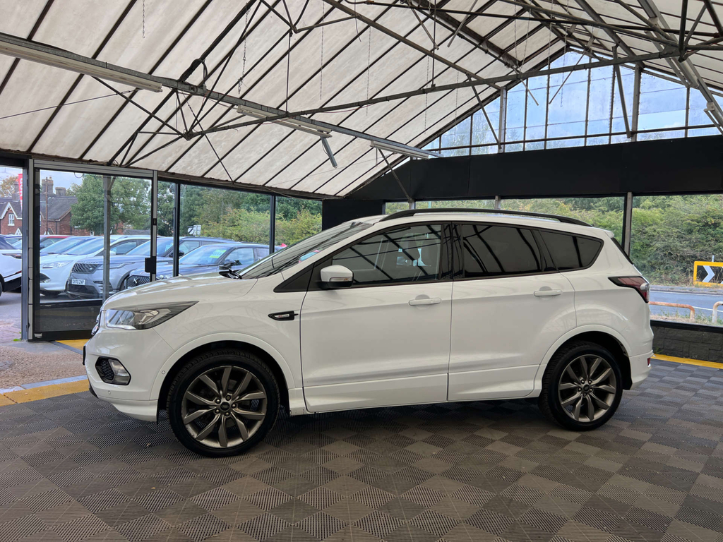 Ford Kuga Suv CA69PCX White #3
