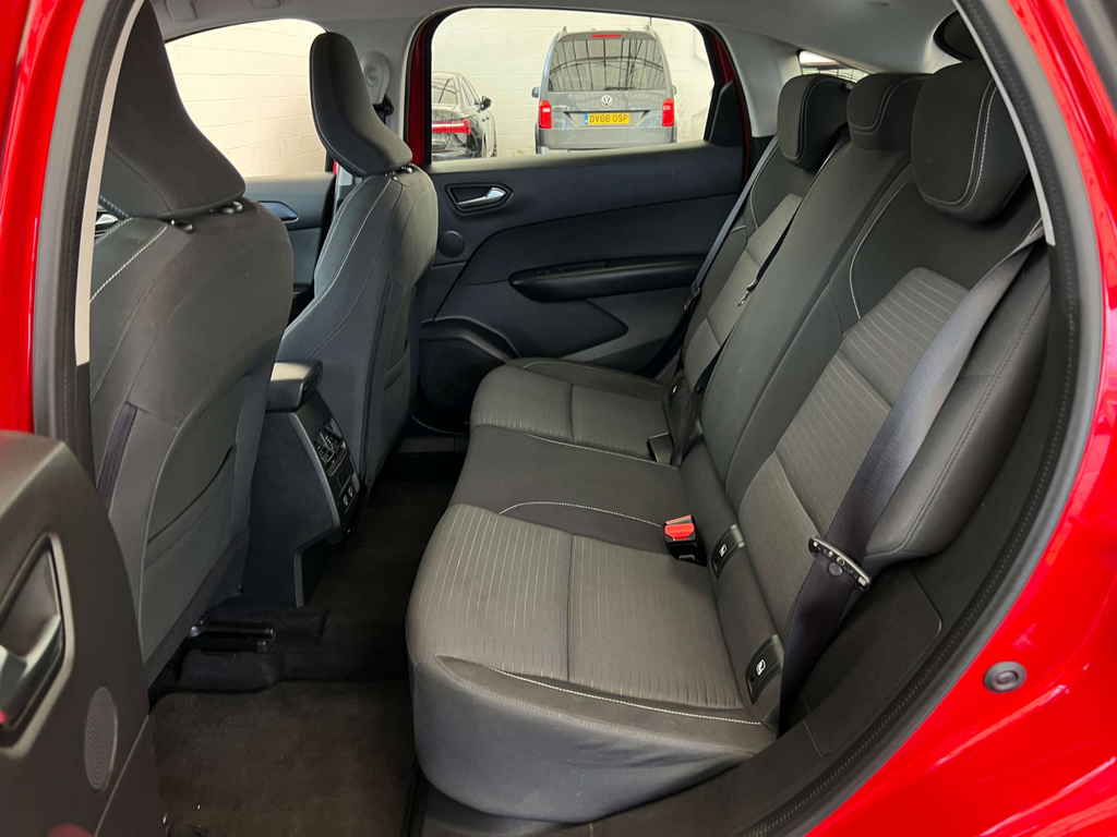 Renault Arkana 1.6L E-tech Engineered Black #18