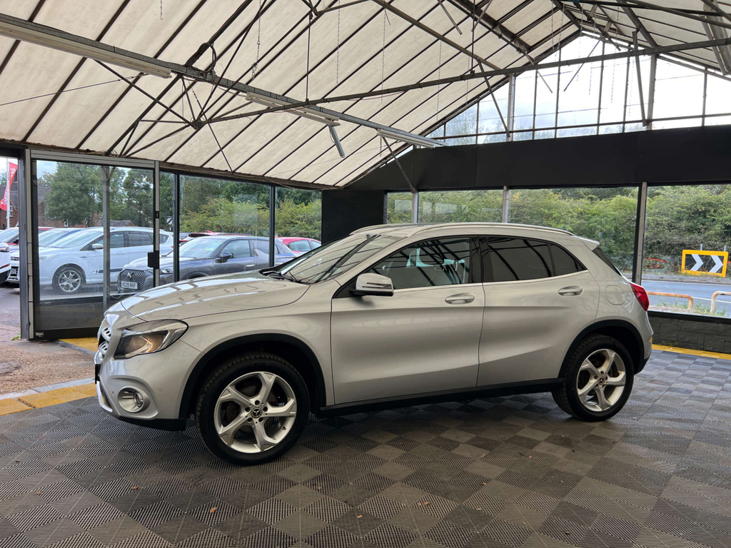 Mercedes-Benz GLA Class Suv Silver #3