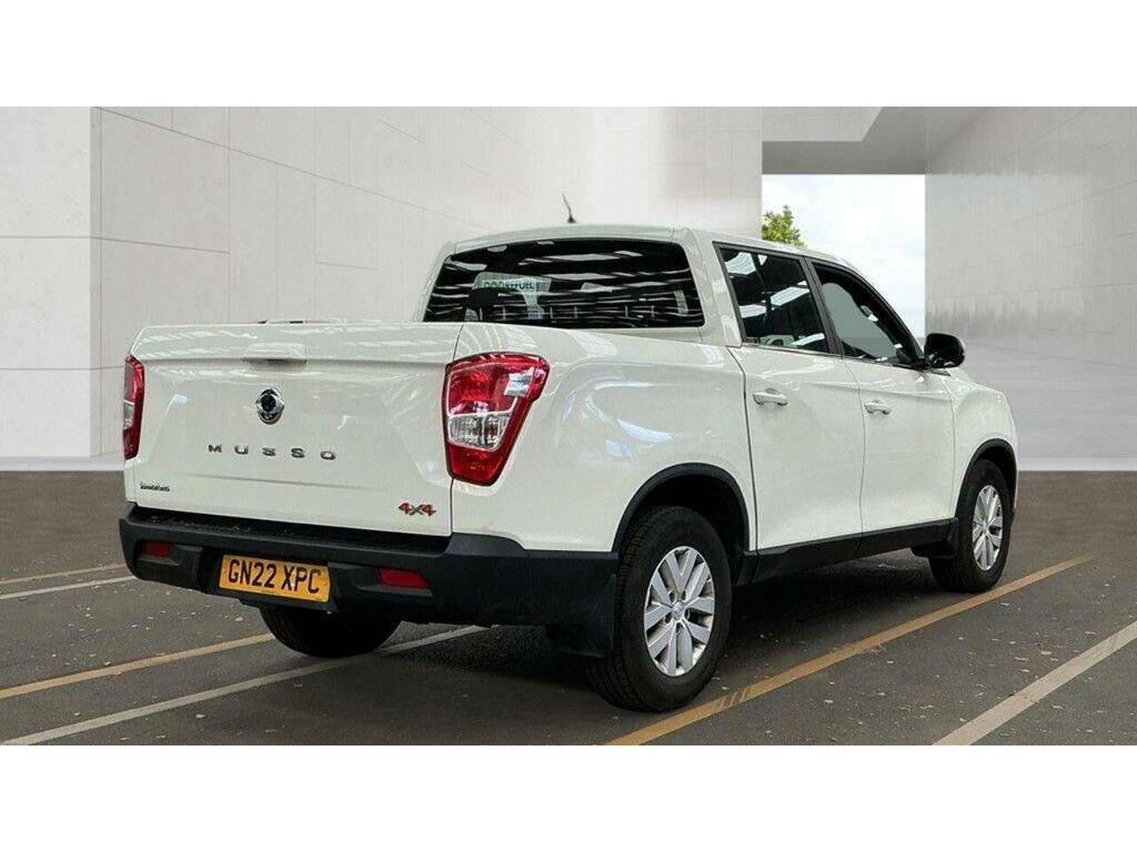 SsangYong Musso D Ex Red #10