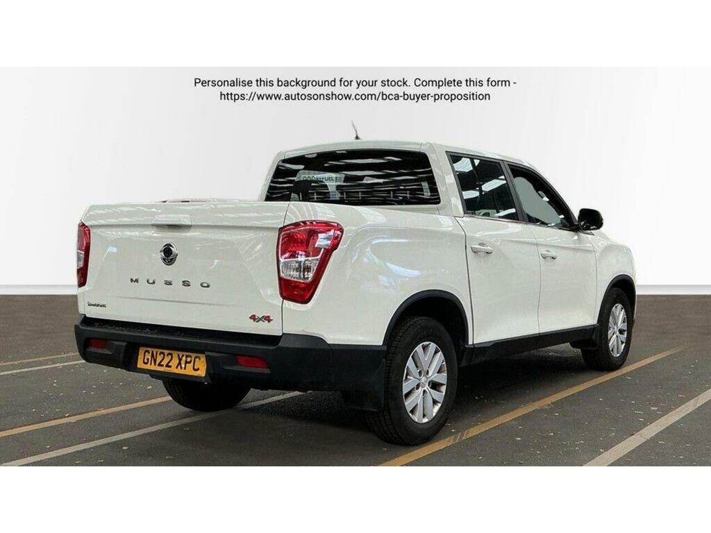 SsangYong Musso D Ex Red #9