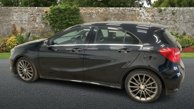 Mercedes-Benz A Class 2.1 A200 Cdi Amg Sport Hatchback Black #4