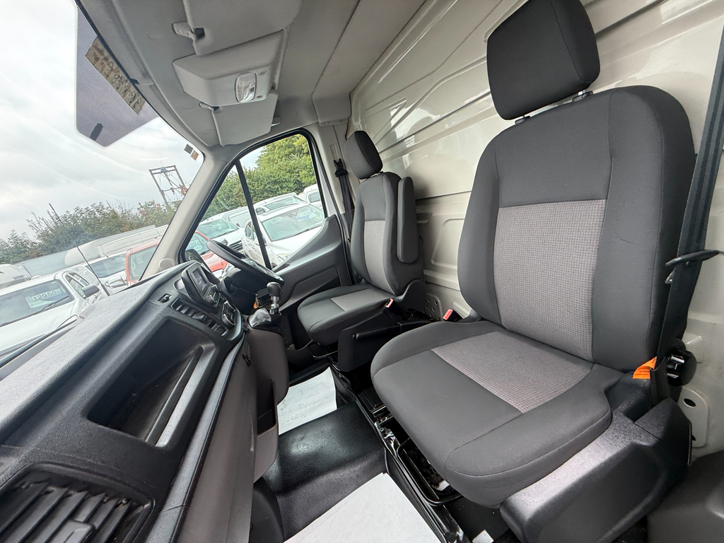 Ford Transit Custom 350 Trend Ecoblue Low Loader Floor Luton 170Bhp FG72LUZ White #4