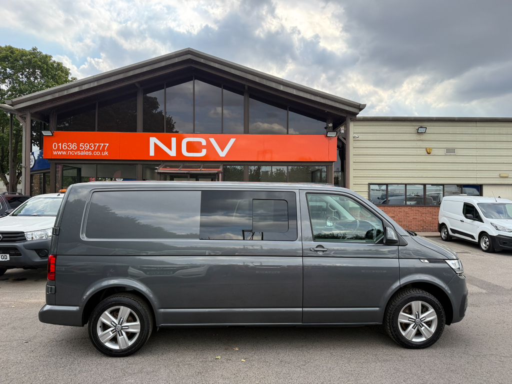 Volkswagen Transporter T32 Tdi Highline Vw T6.1 Half Camper No Vat Grey #2