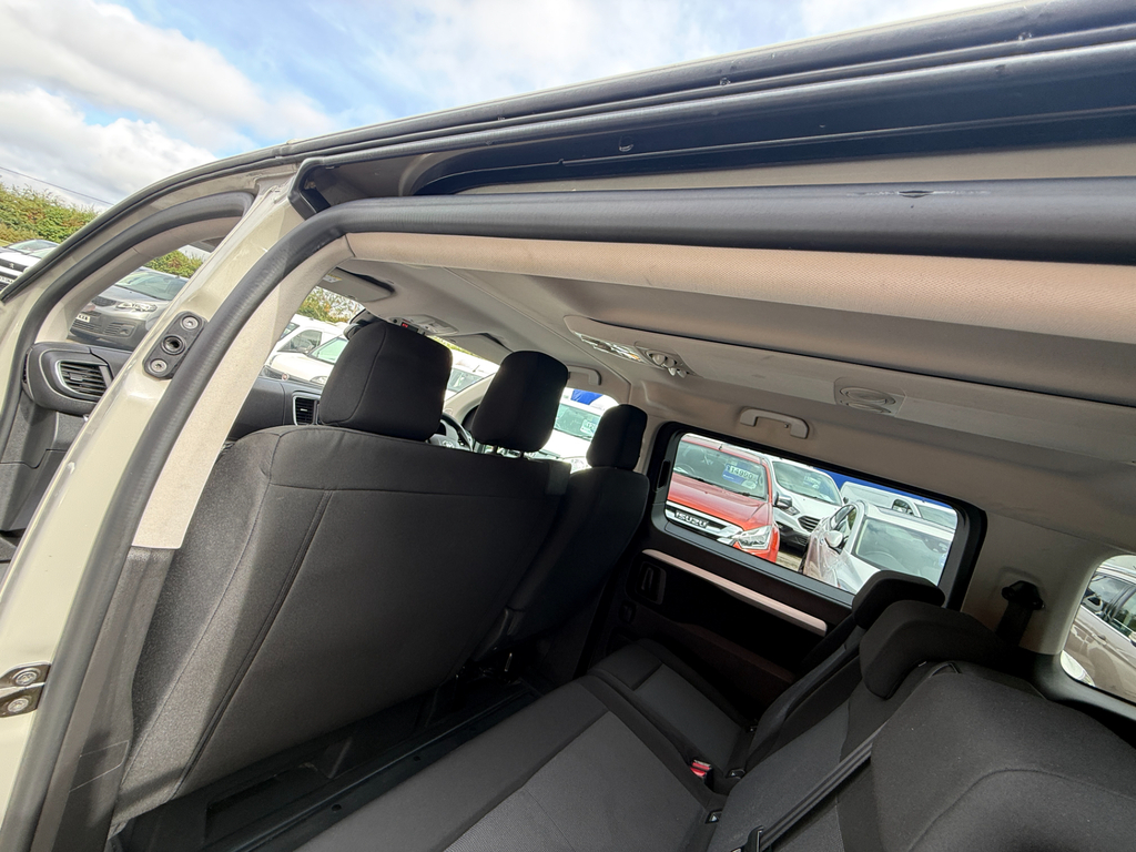 Toyota PROACE 1.5D Active Medium Panel Grey #11
