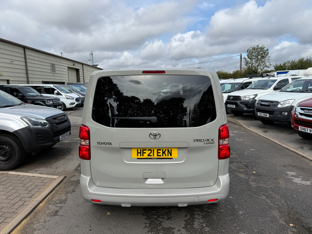 Toyota PROACE D-4d L1 Shuttle 9 Seater No Vat Silver #3