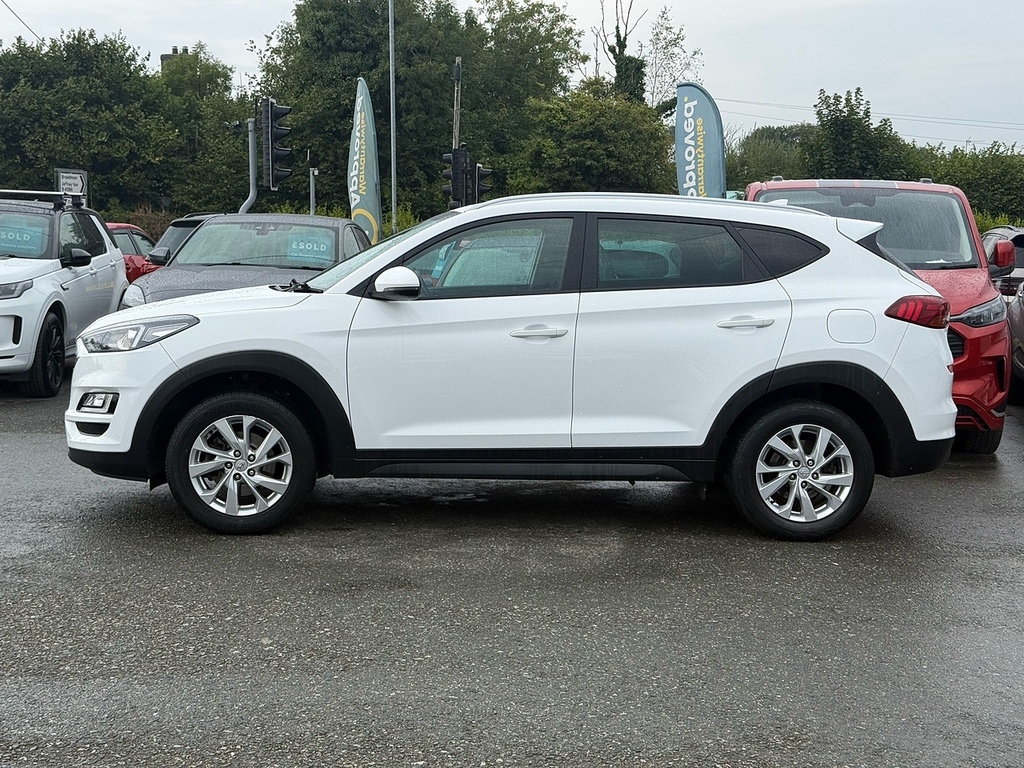 Hyundai Tucson Gdi Se Nav YX19GYB White #4