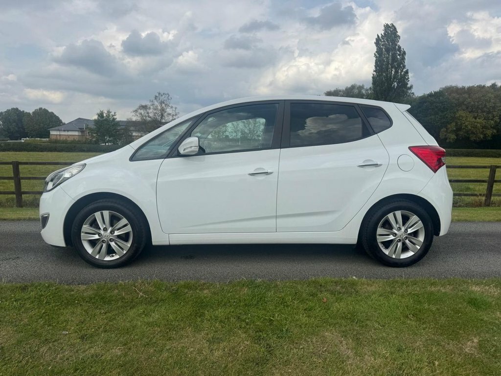Hyundai Ix20 1.6L Style White #6