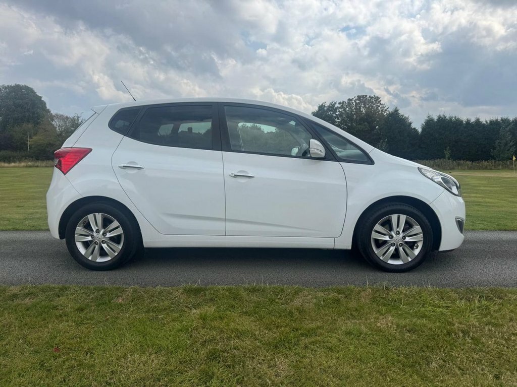 Hyundai Ix20 1.6L Style White #2
