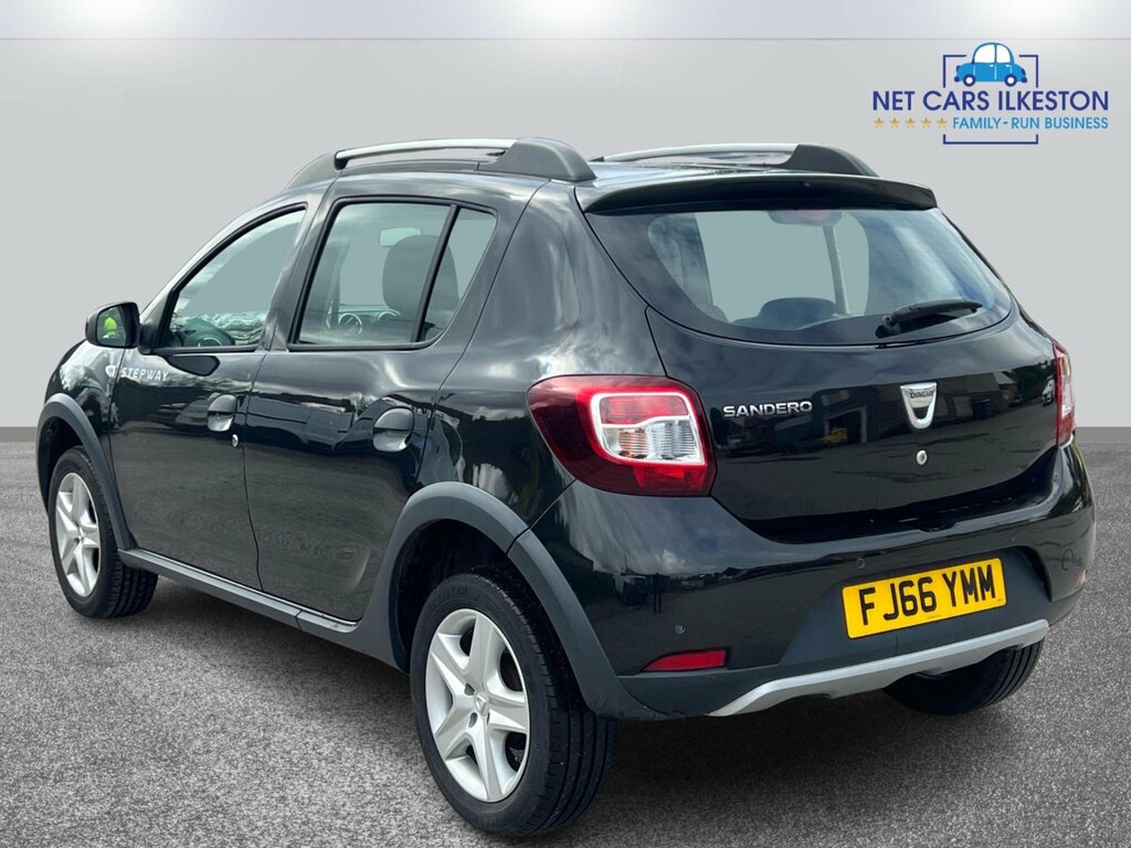 Dacia Sandero Stepway 0.9 Tce Laureate Euro 6 Ss Black #4
