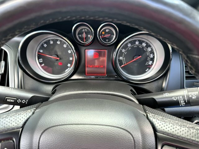 Vauxhall Cascada Elite White #16