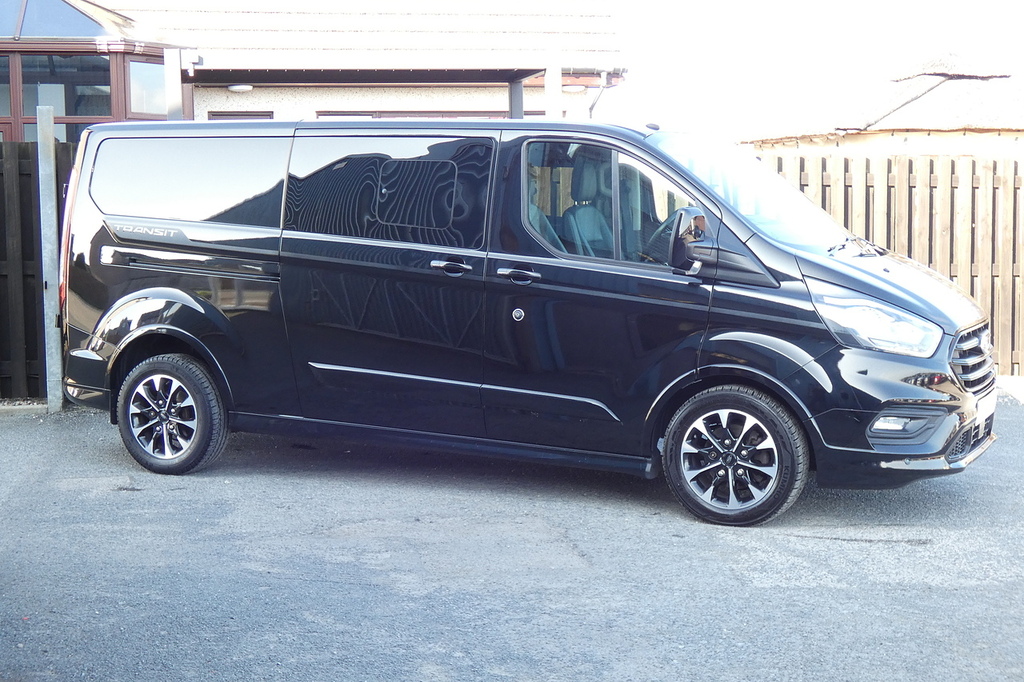 Ford Transit Custom 2.0 310 Ecoblue Sport Crew Van Double Cab 6Dr Dies YN19NEX Black #2