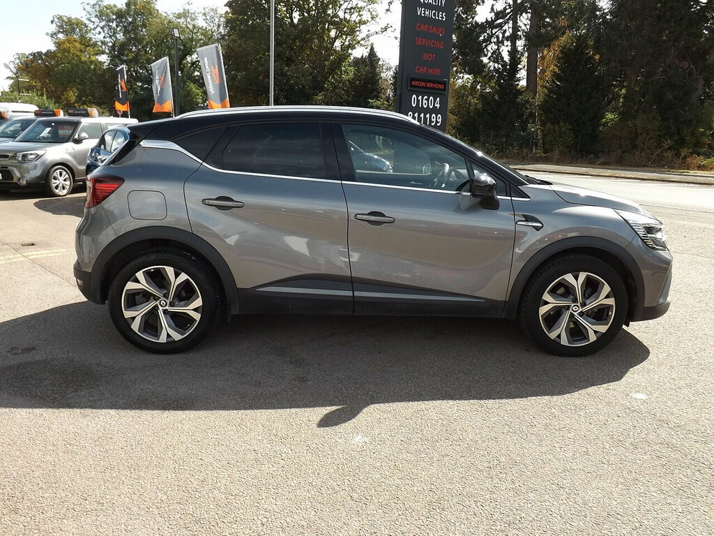 Renault Captur E-tech Rs Line Black #3