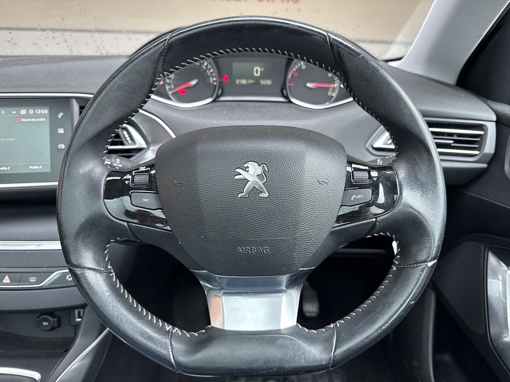 Peugeot 308 Puretech Allure Grey #4