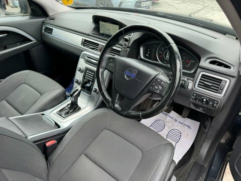 Volvo V70 D3 Business Edition Grey