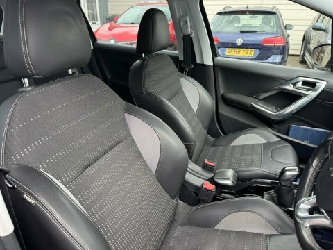 Peugeot e-2008 E-hdi Allure GK15OYE Black #3
