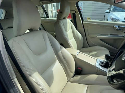Volvo V60 D2 Se Lux RK14KAO Blue #3