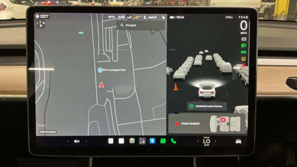 Tesla Model 3 Standard Range Plus Saloon Rwd #2