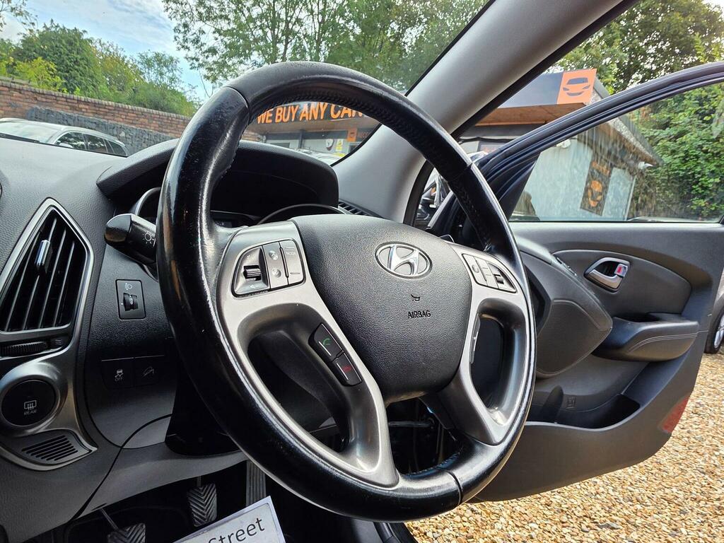 Hyundai Ix35 1.7 Crdi Se Euro 5 Ss Nav Black #4