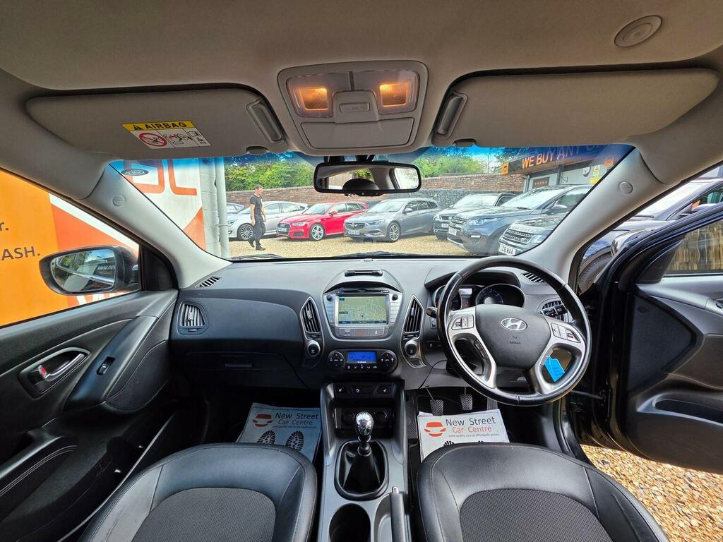 Hyundai Ix35 1.7 Crdi Se Euro 5 Ss Nav Black #2