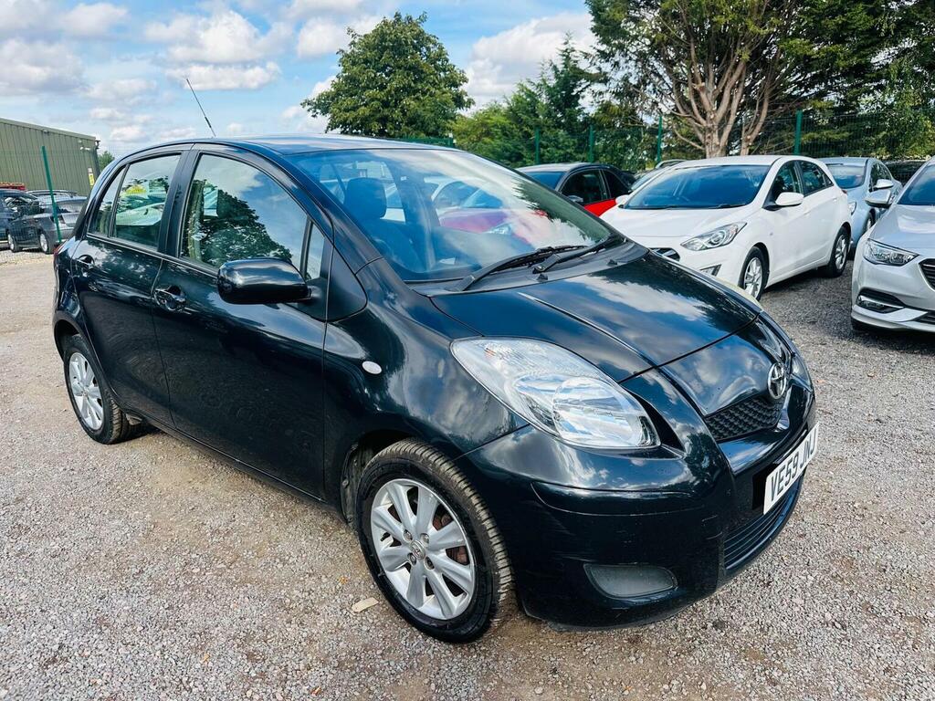 Toyota Yaris Hatchback 1.33 Dual Vvt-i Tr Euro 4 Ss 200 Black