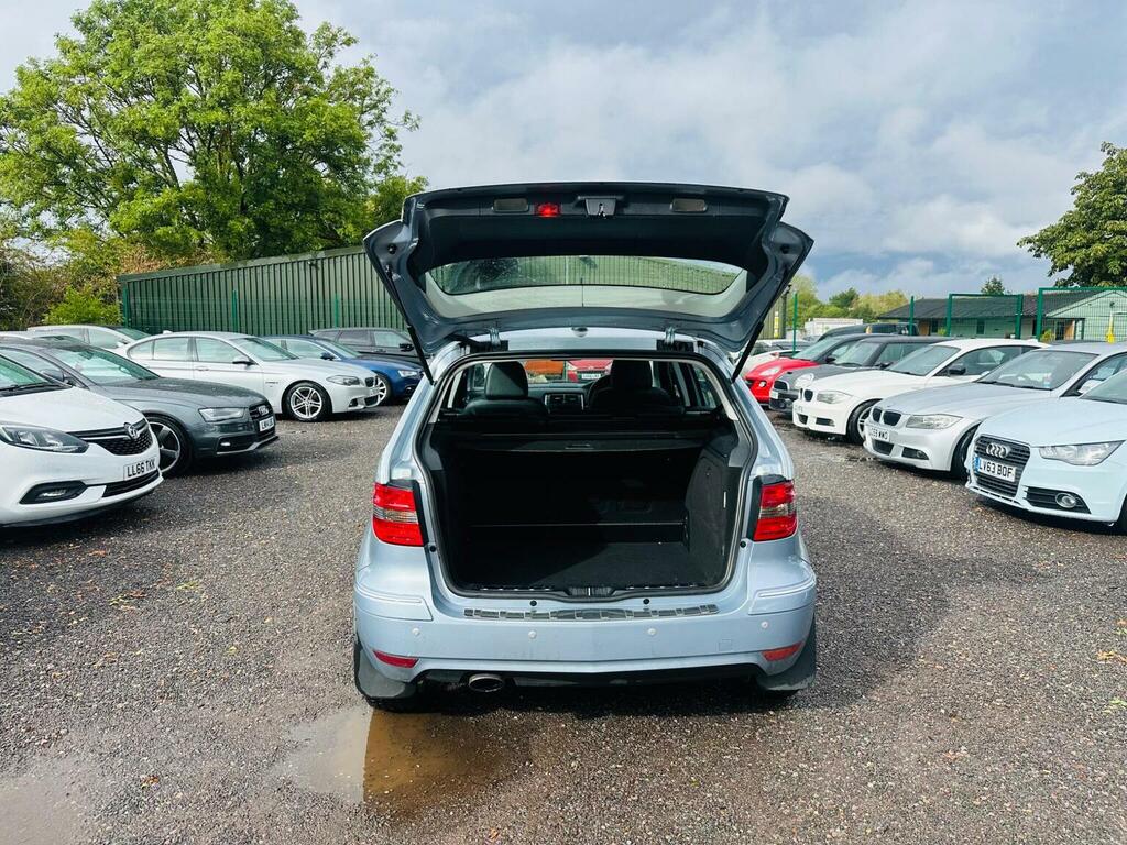Mercedes-Benz B Class Mpv #37