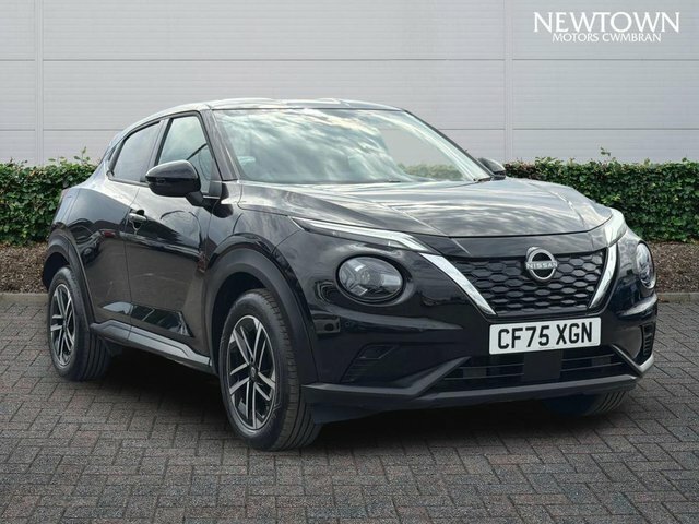 Nissan Juke 1.6 N-connecta Suv Hybrid Euro 6 Black