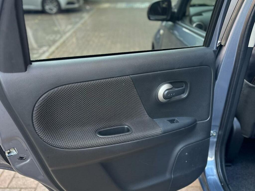 Nissan Note Tekna Grey #6