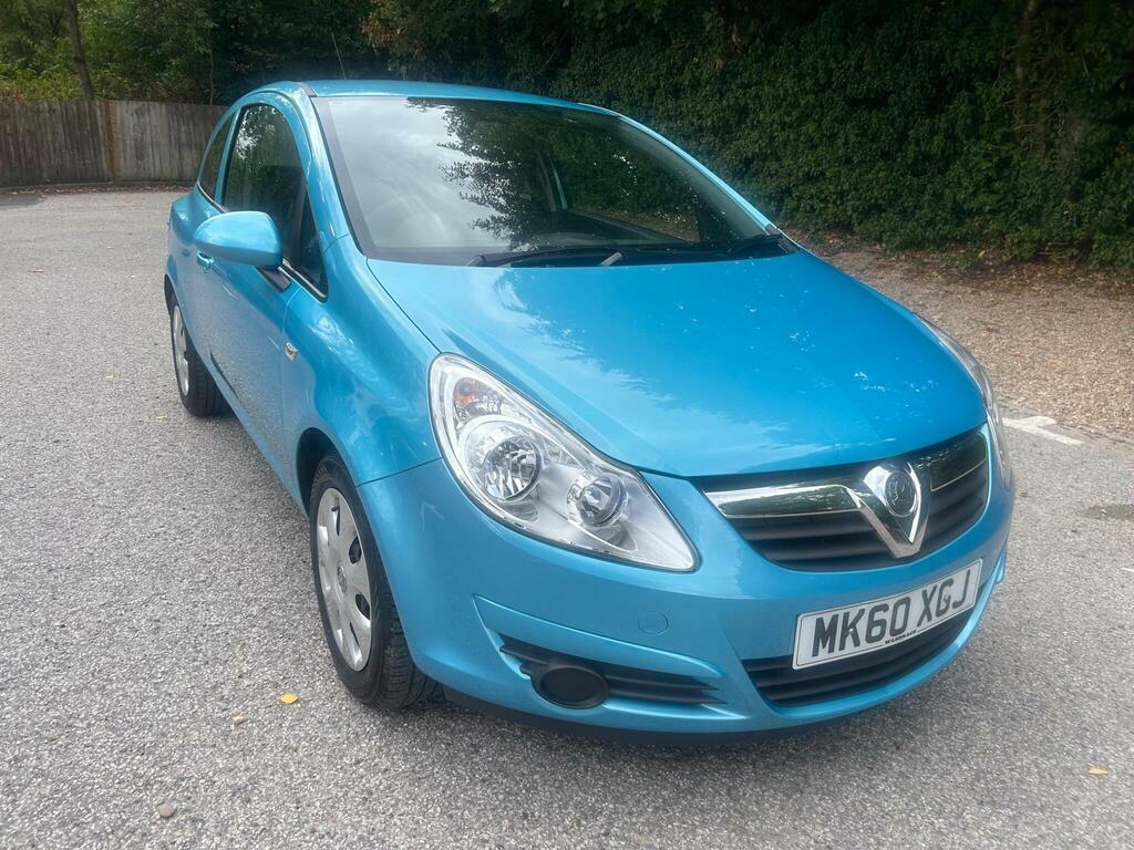 Vauxhall Corsa 1.4I 16V Exclusiv Blue
