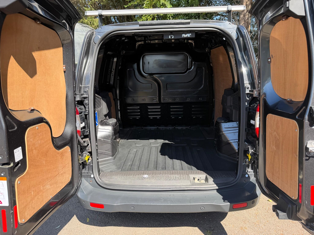 Ford Transit Courier 1.5 Tdci Limited L1 Euro 6 Grey #5