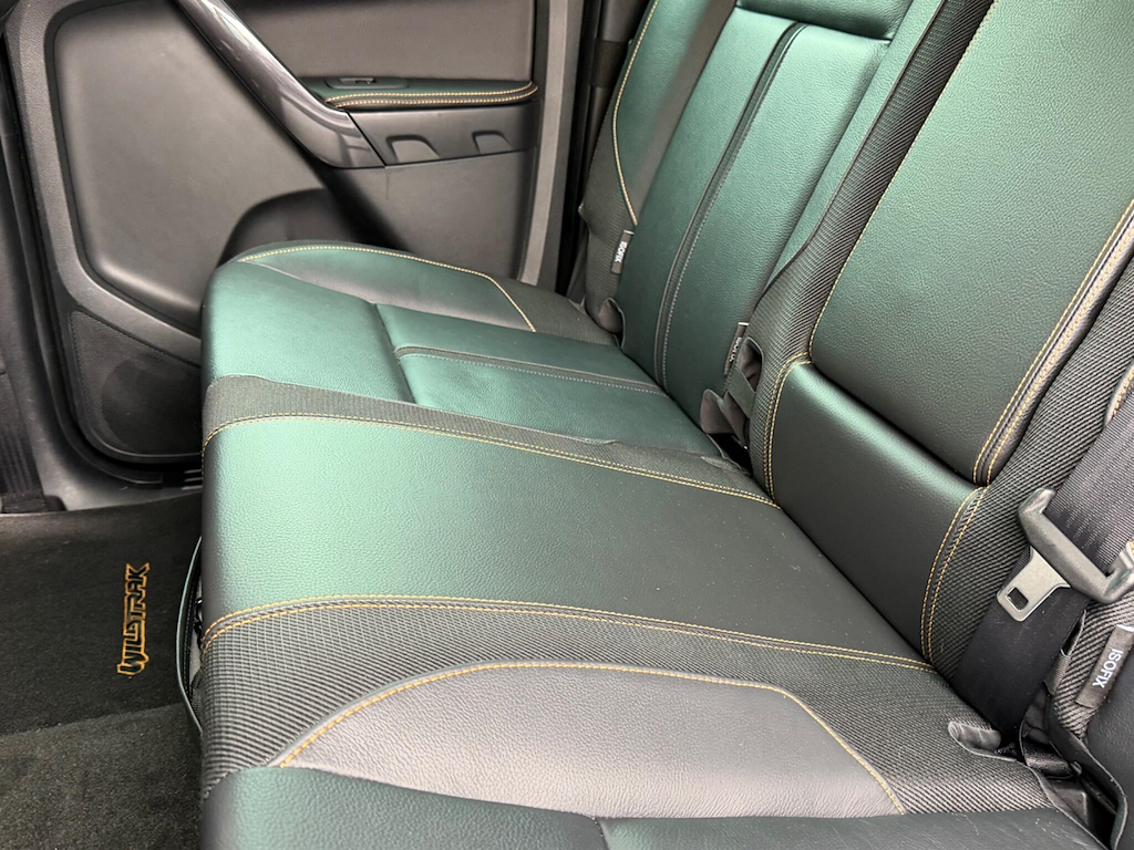 Ford Ranger Wildtrak Ecoblue, Roller Shutter White #72