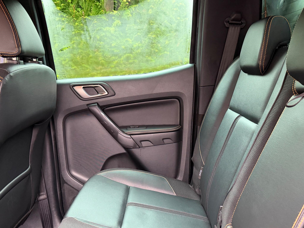 Ford Ranger Wildtrak Ecoblue, Roller Shutter White #73