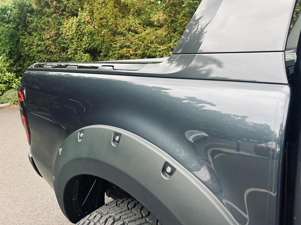 Ford Ranger Wildtrak Ecoblue, Roller Shutter White #54
