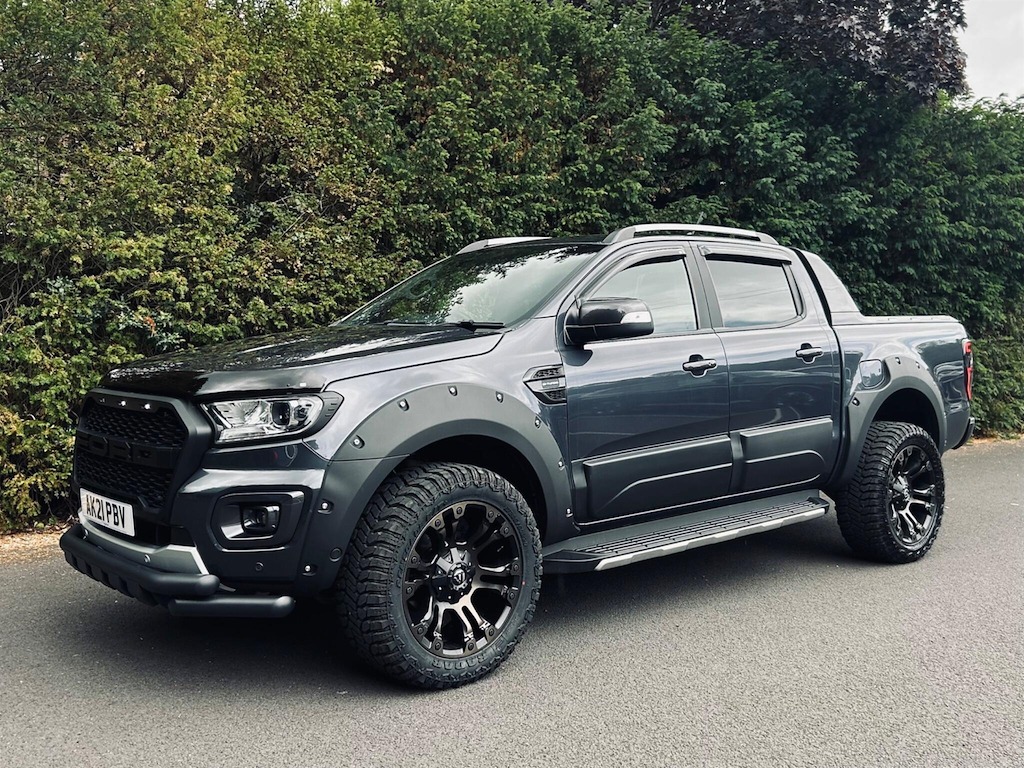 Ford Ranger Wildtrak Ecoblue, Roller Shutter White #28
