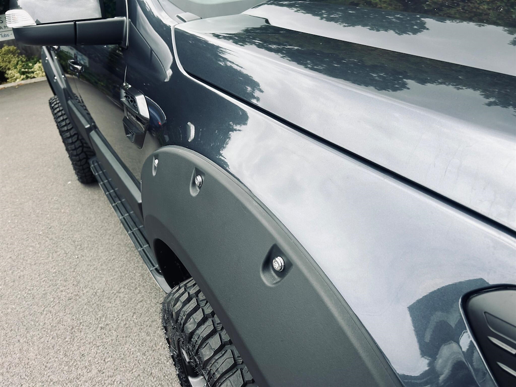 Ford Ranger Wildtrak Ecoblue, Roller Shutter White #50