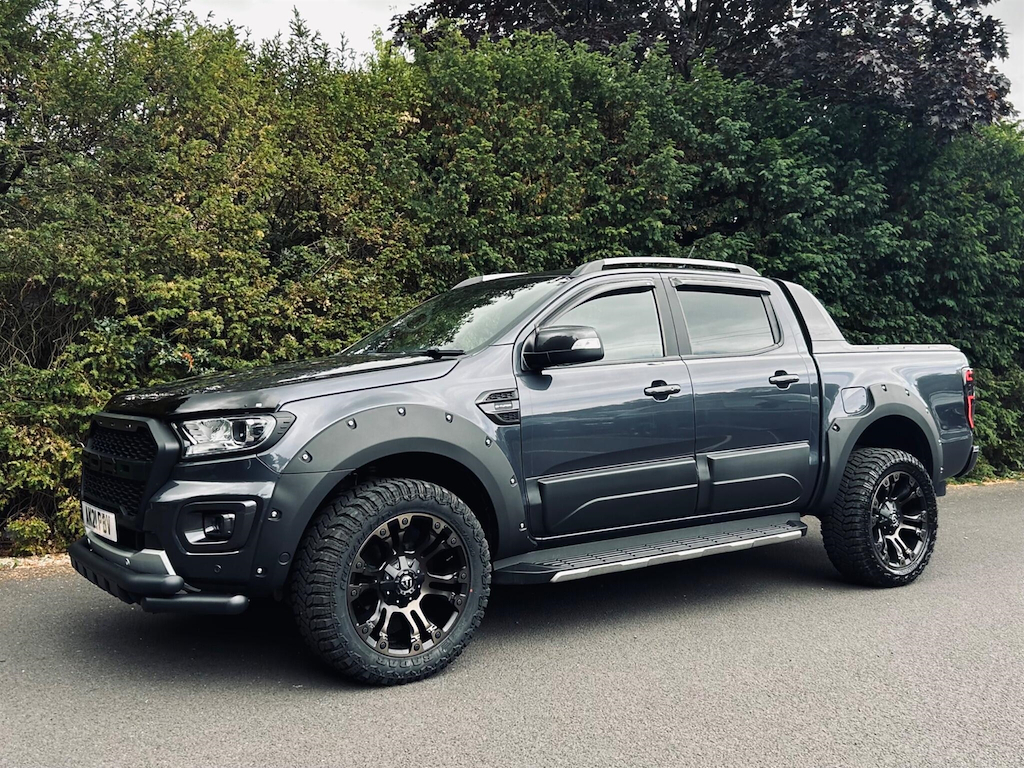 Ford Ranger Wildtrak Ecoblue, Roller Shutter White #30