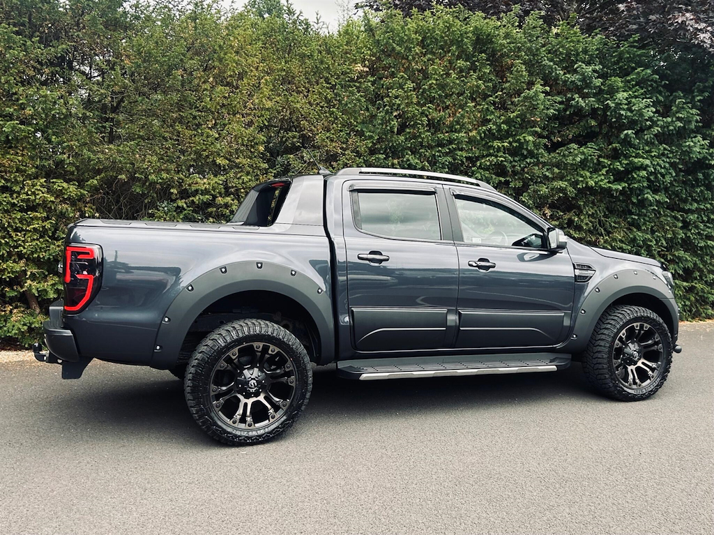 Ford Ranger Wildtrak Ecoblue, Roller Shutter White #45