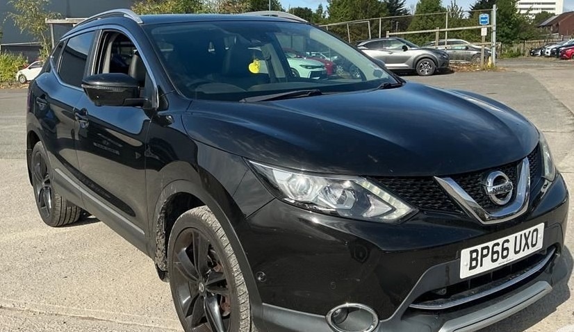 Nissan Qashqai 1.5 Dci Black Edition Panroof Nav Leath Black