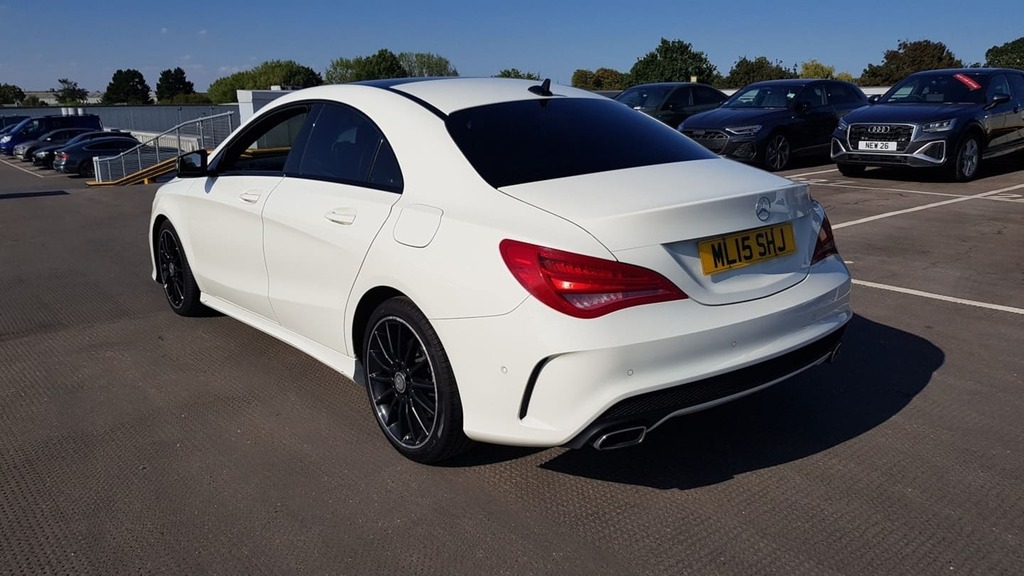 Mercedes-Benz CLA Class Cla 220 Cdi Amg Sport Tip Night Pack White #2
