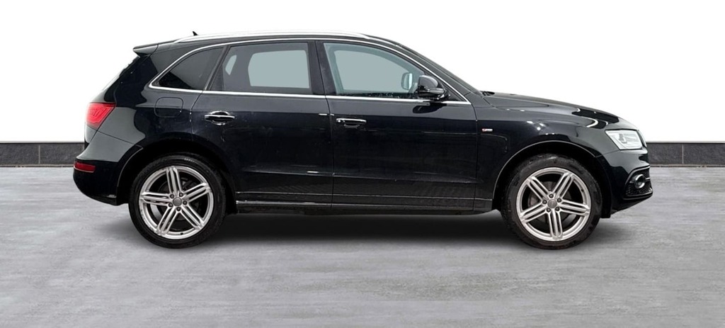 Audi Q5 2.0 Tdi 190 Quattro S Line Plus Tech Pack Black #5