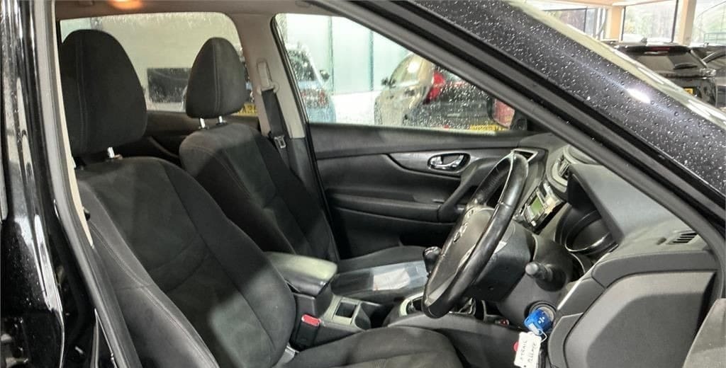 Nissan X-Trail Dci Tekna Xtronic Black #4
