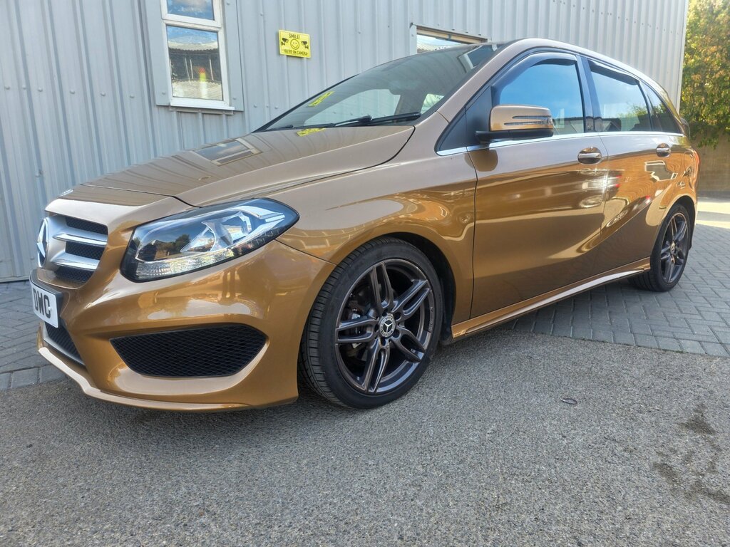 Mercedes-Benz B Class 1.5 B180d Amg Line Mpv Euro 6 S Beige