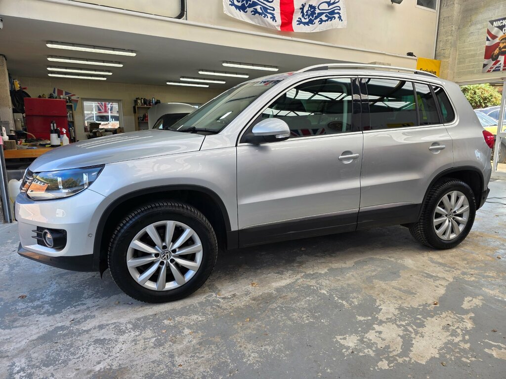 Volkswagen Tiguan 2.0 Tdi Bluemotion Tech Match Suv Dsg 4 Silver