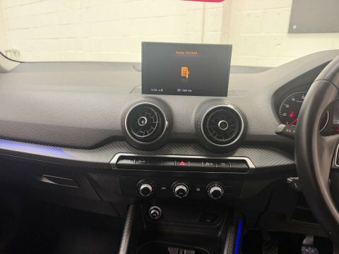 Audi Q2 Black #31